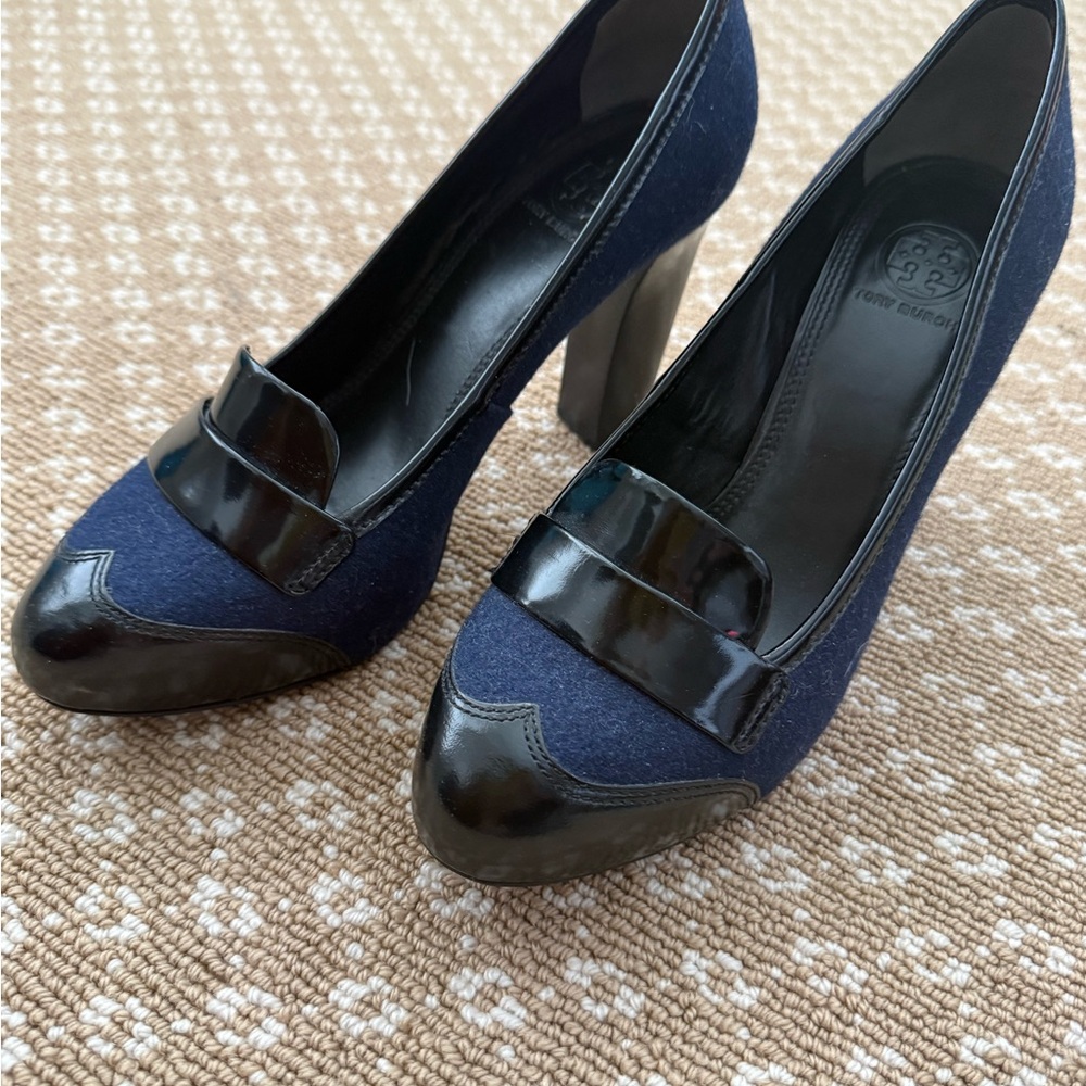 Tory Burch Black and Navy Heels